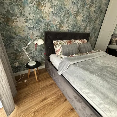 Garbary Old Town Lux 106, Self Check-in 24h, Free Parking 아파트 포즈난